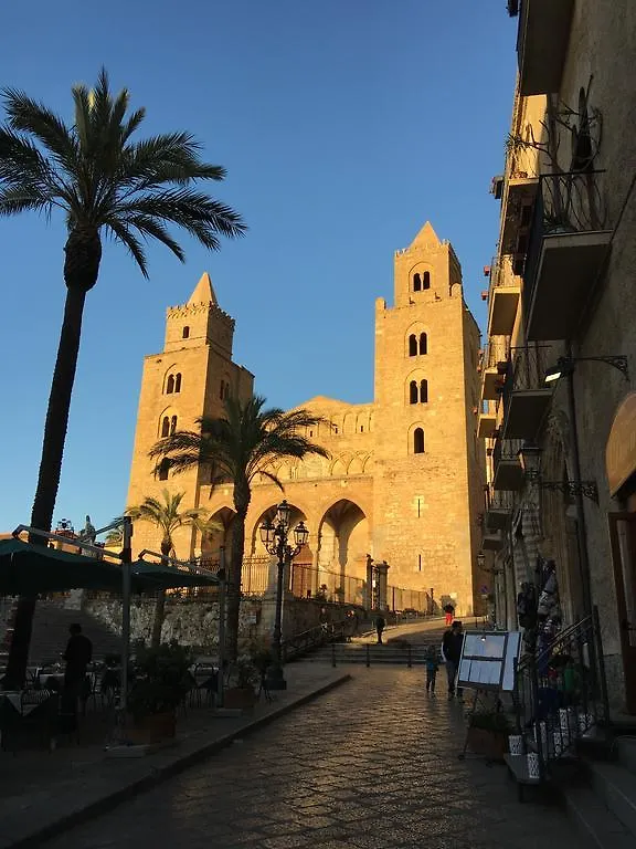 Σπίτι διακοπών Arias - La Suite Del Duomo Cefalù